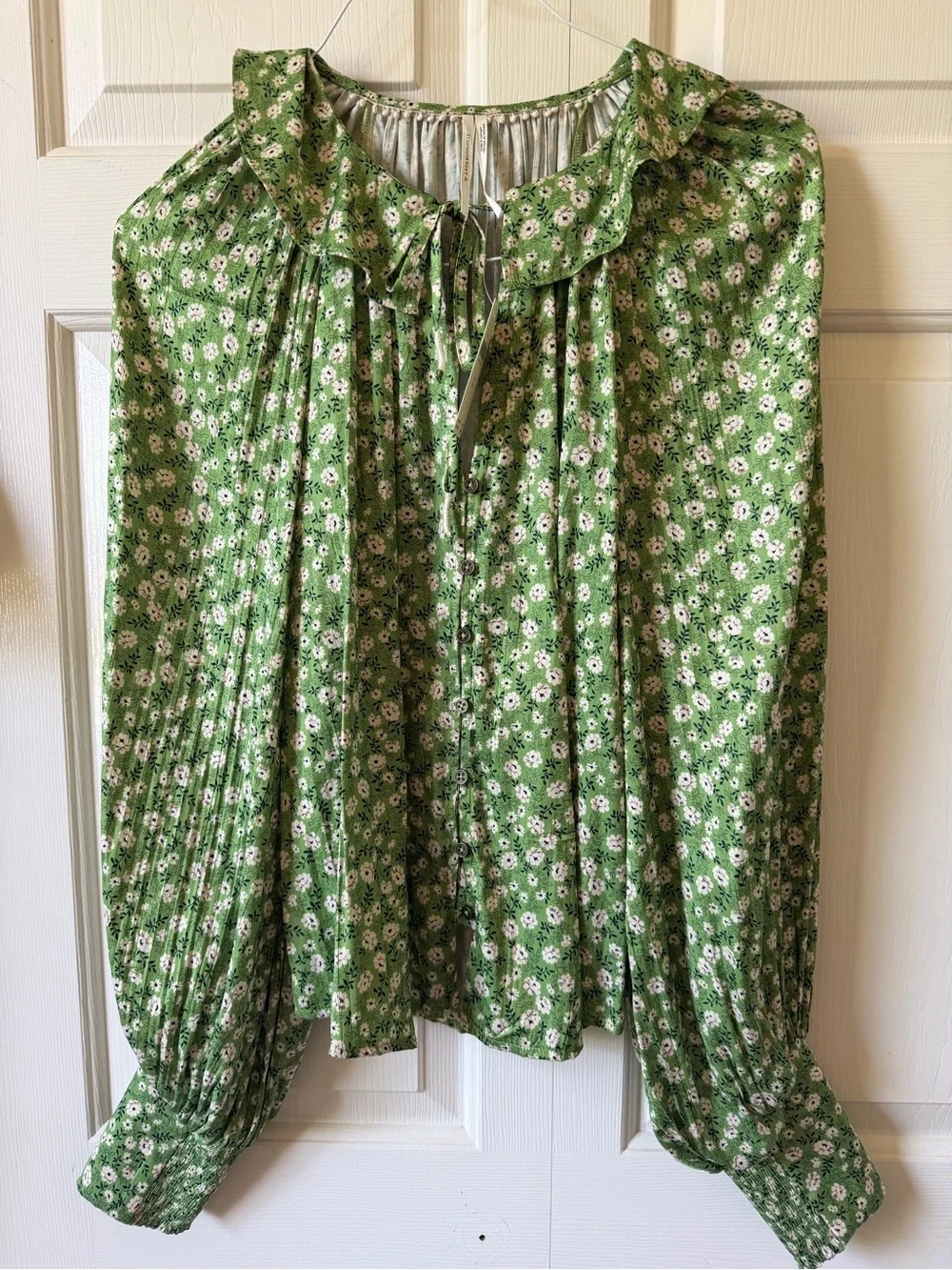 Anthropologie Button-Front Peasant Blouse Green Floral Satin NWT Size M - Picture 4 of 7